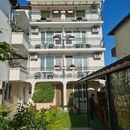 Guest house Къща За Гости Стела