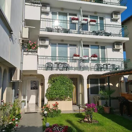 Къща За Гости Стела Guest house Primorsko